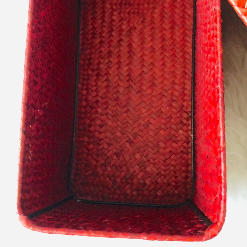 Small Weaved Rectangular Container - Picture 8 of 15